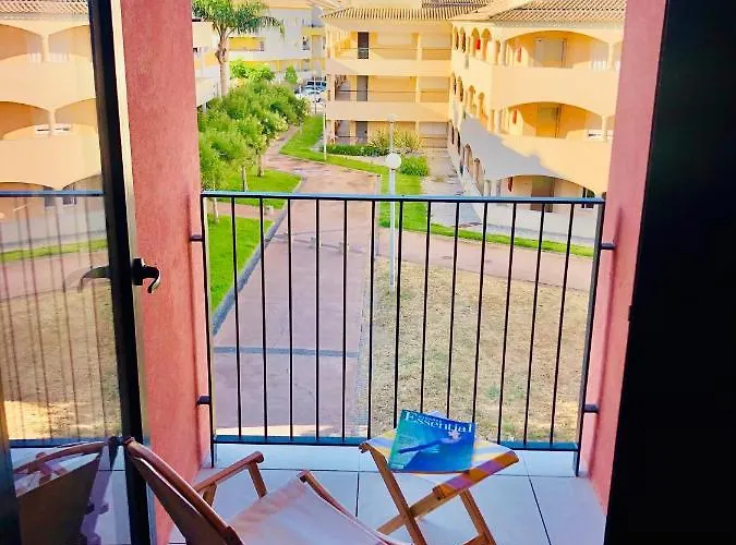 Beautiful Modern Design With Swimming Pool *