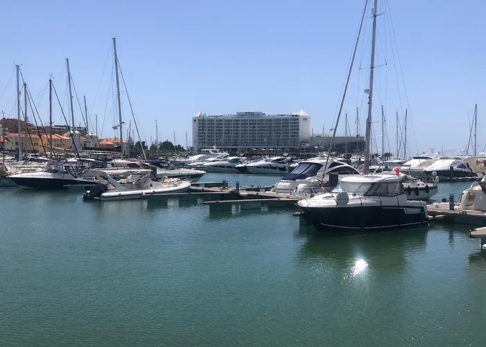 Beautiful Modern Design With Swimming Pool *