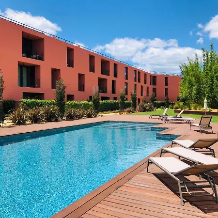 Beautiful Modern Design With Swimming Pool 아파트