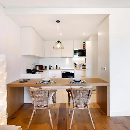 Beautiful Modern Design With Swimming Pool Appartement *